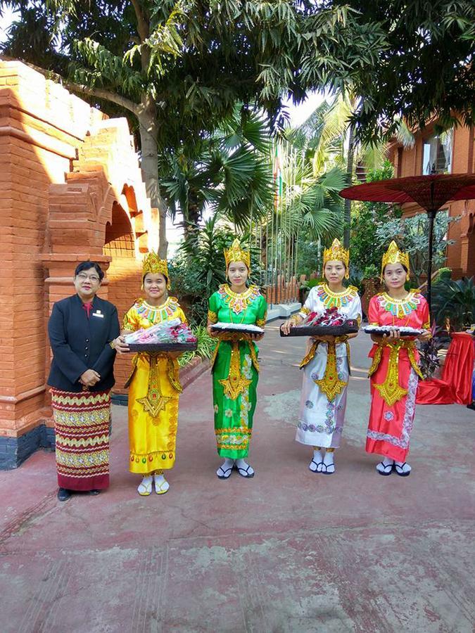 Hotel Sincere Smile Bagan New Bagan Экстерьер фото